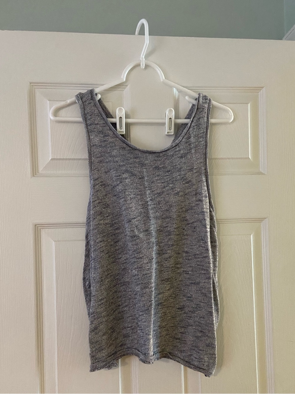 aerie Heather Gray Women’s Sleeveless Tank Top with open back